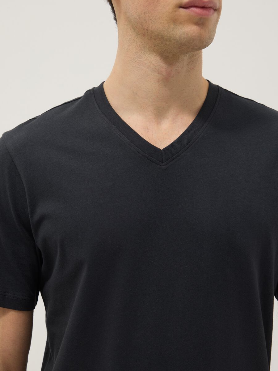 Regular fit pure cotton black T-shirt_3