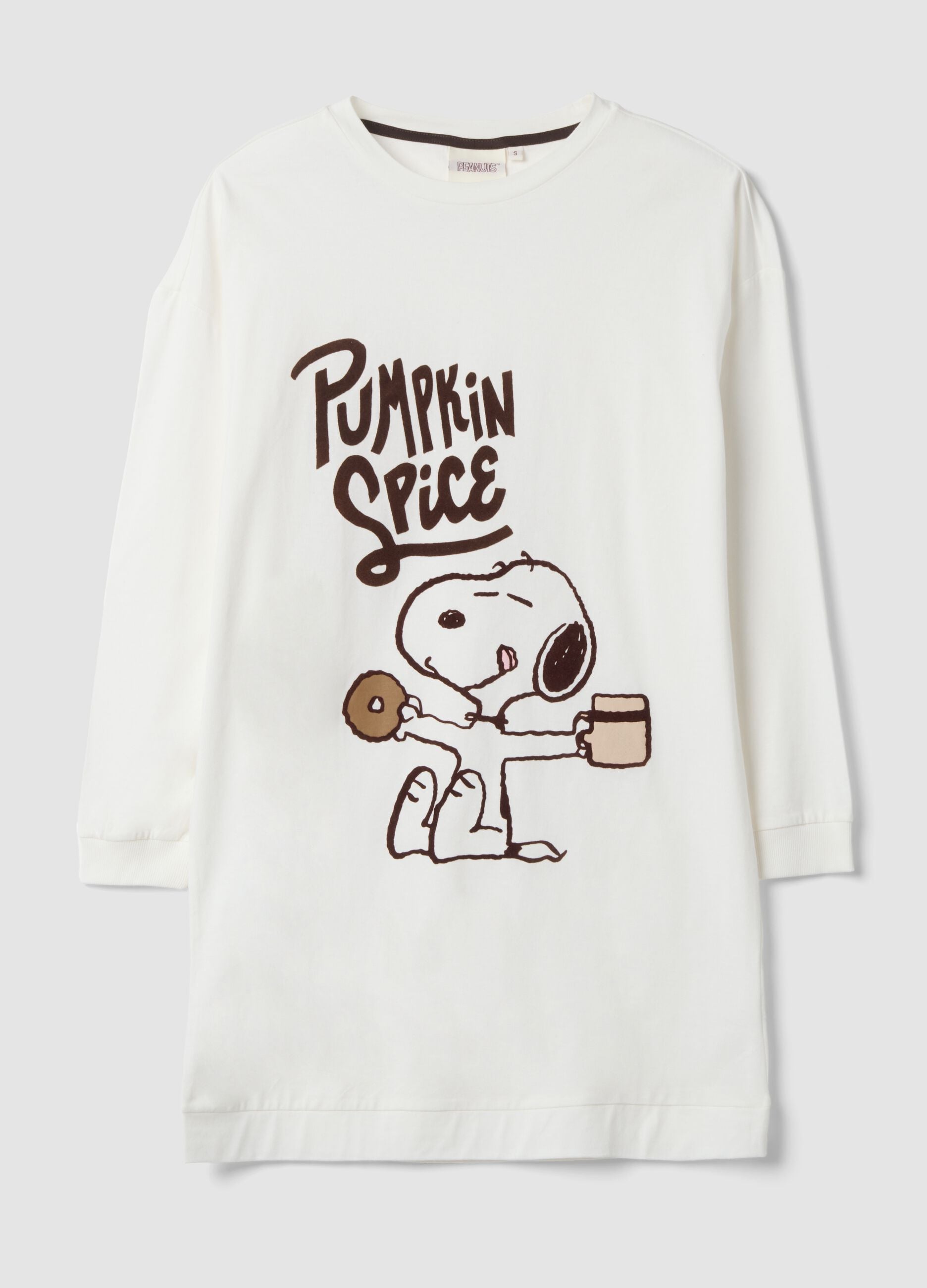 Cream white pure cotton nightshirt with Peanuts print