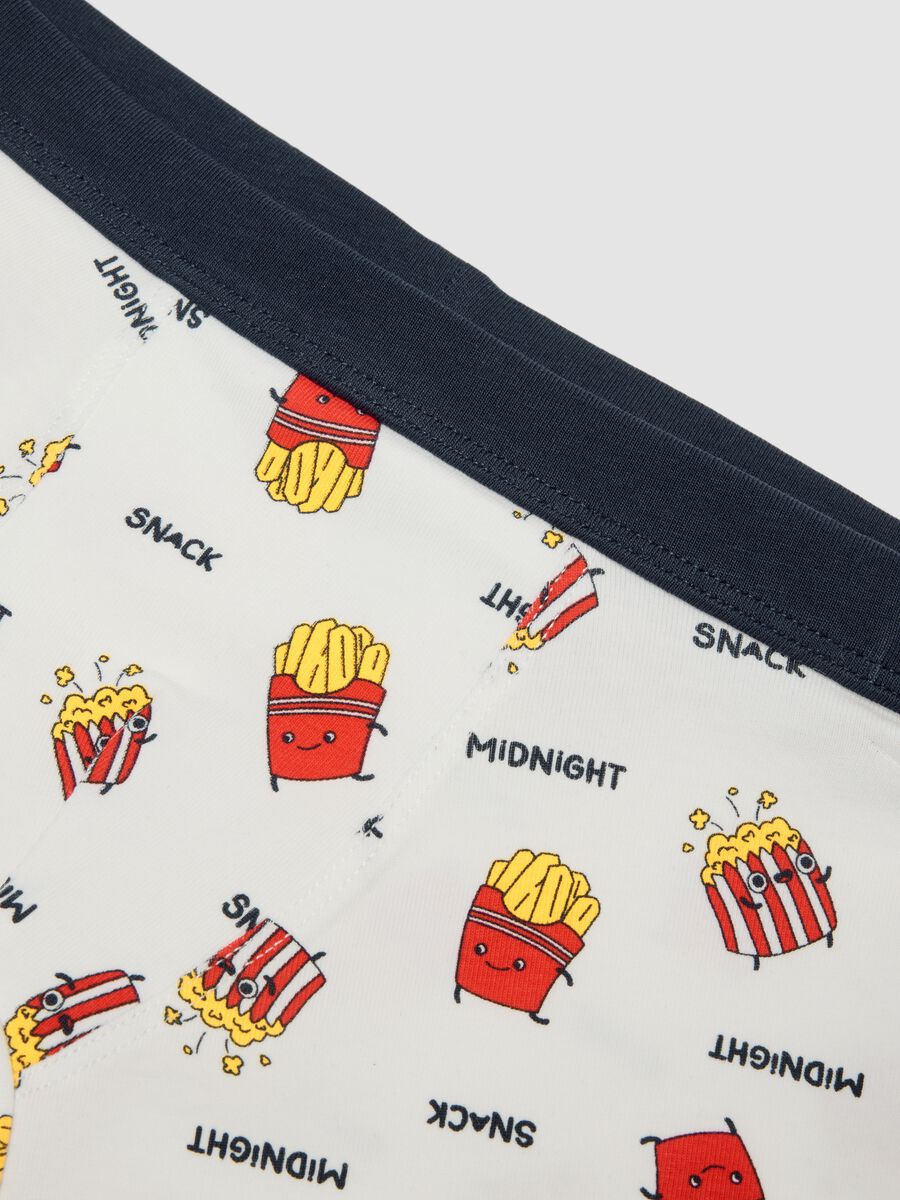 Boxer midi bianco in cotone organico elasticizzato con stampa patatine fritte_2