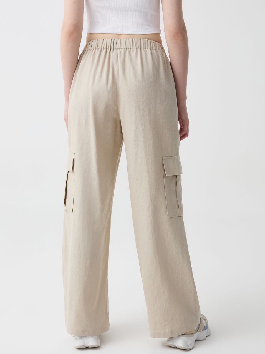 Cargo trousers in linen and viscose_2