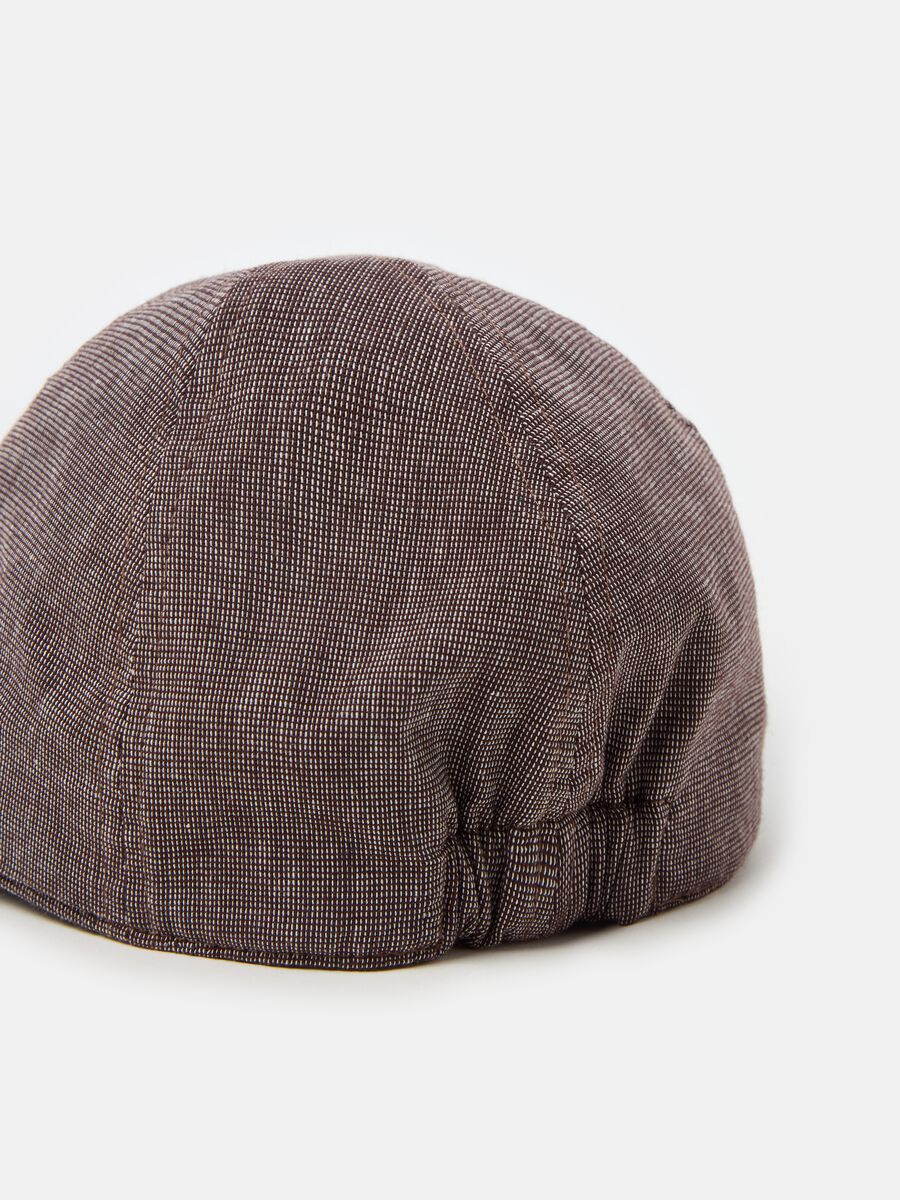Flat cap in textured fabric_2