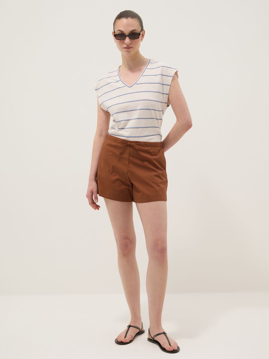 Brown stretch cotton shorts with elasticated waist_1
