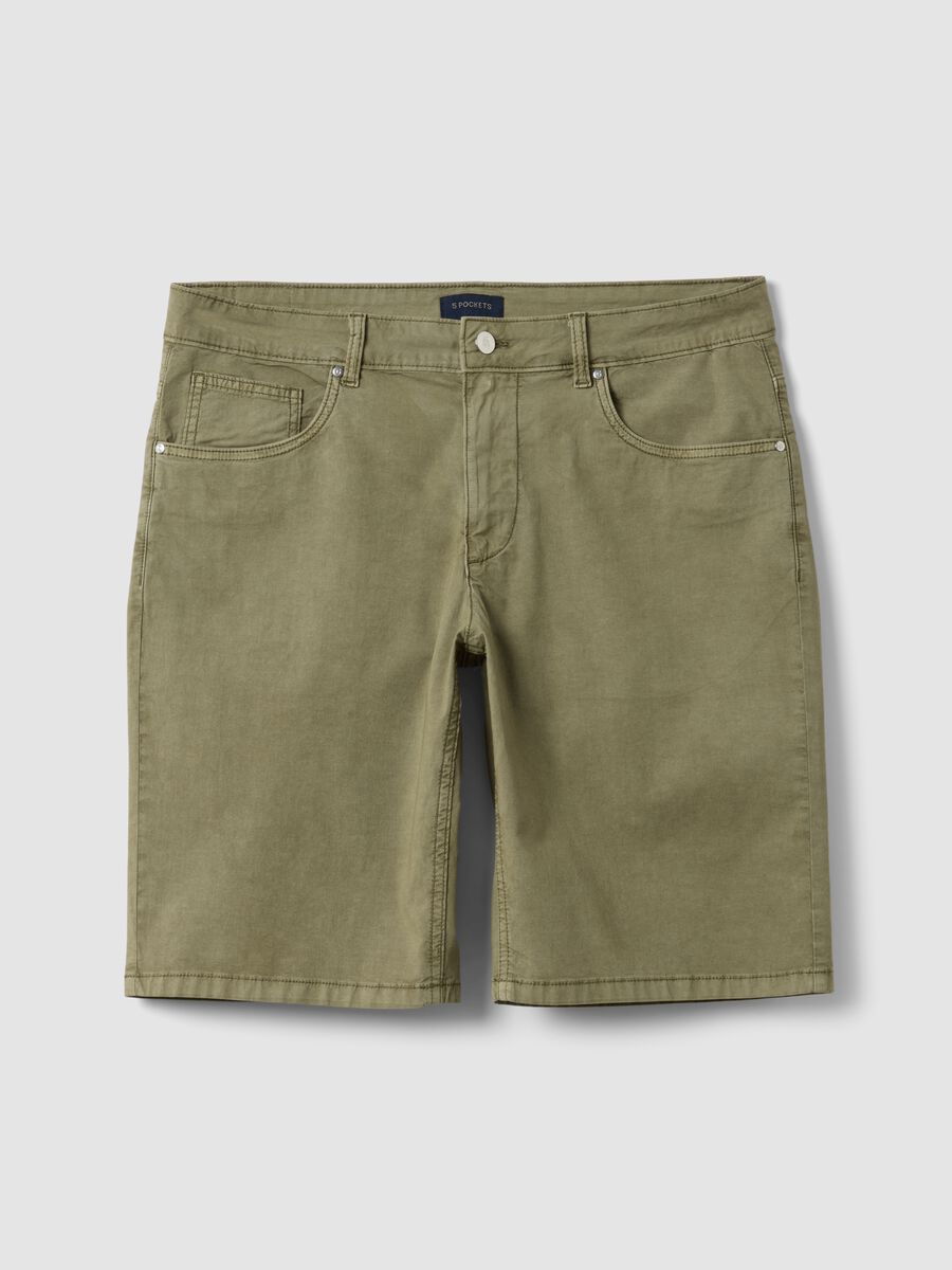 Gr&uuml;ne Bermuda-Shorts aus Stretch-Baumwolle im Five-Pocket-Style_4