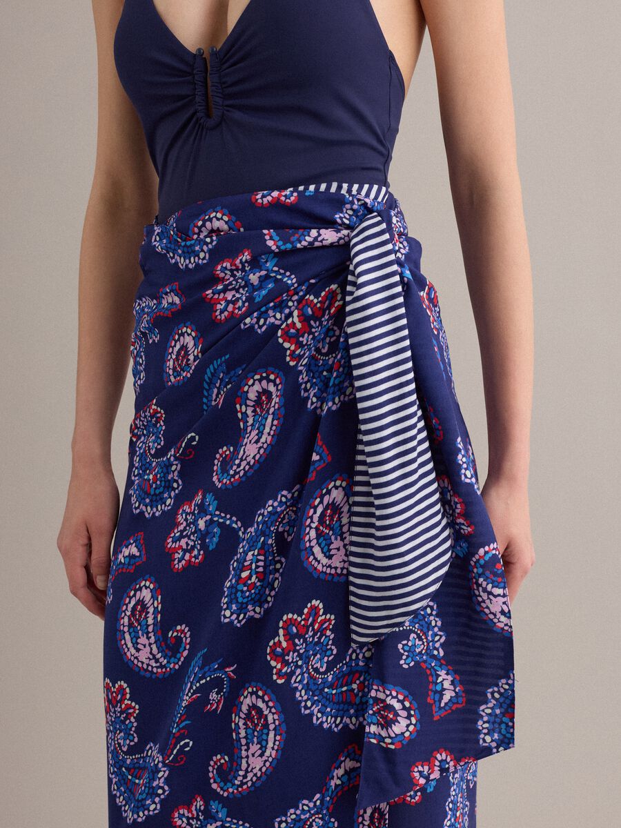 Blauer Pareo aus reiner Viskose mit Paisley-Print_3