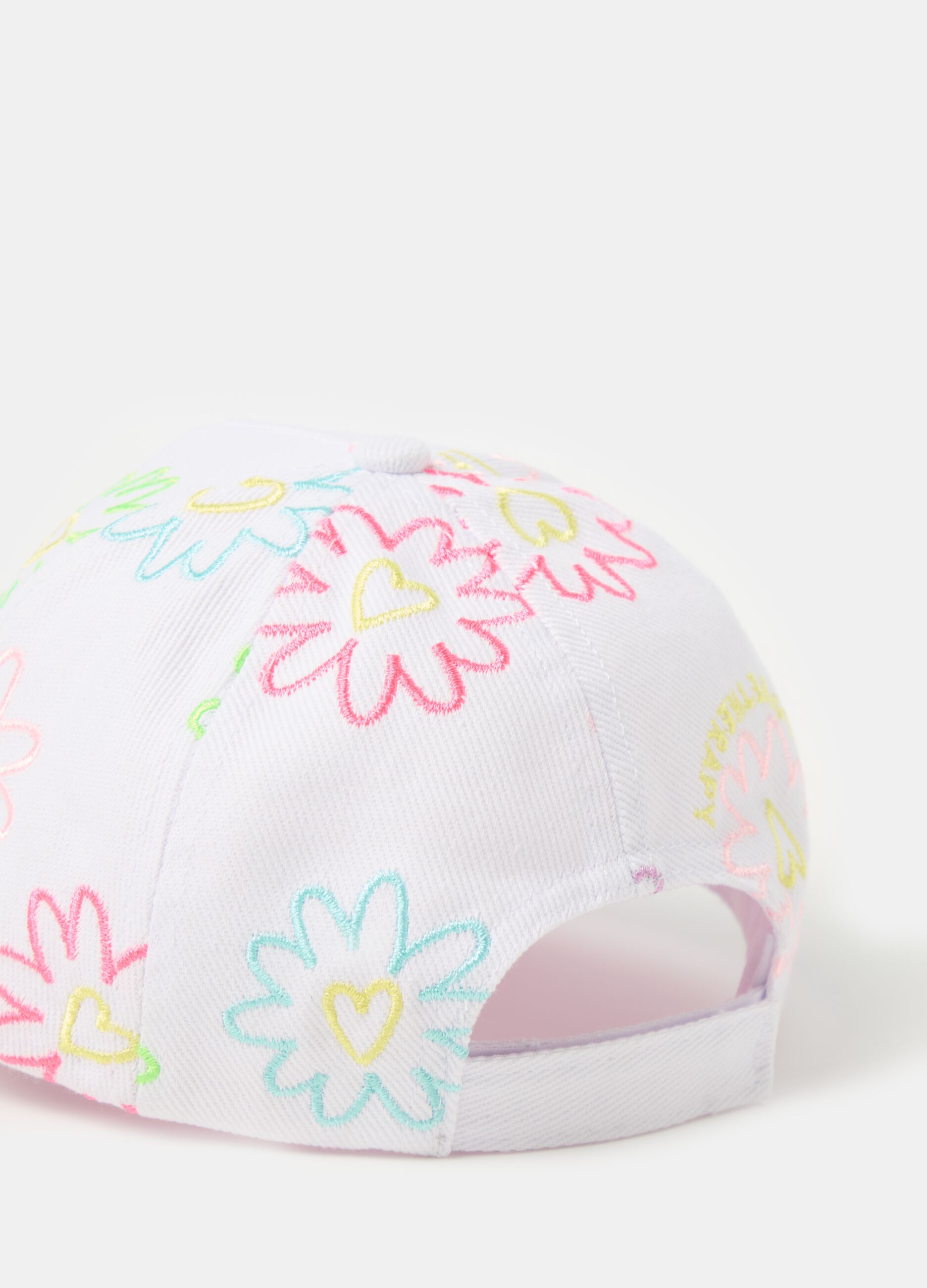 Organic cotton hat with flowers embroidery
