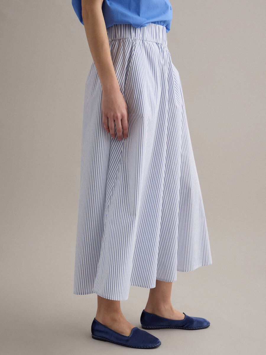 Saia comprida &agrave;s riscas brancas e azuis em algod&atilde;o puro_3