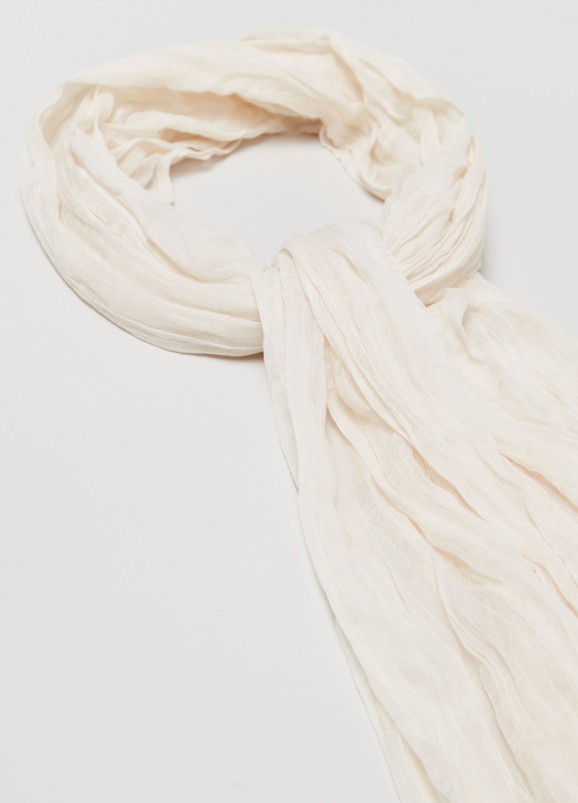 Crinkled scarf