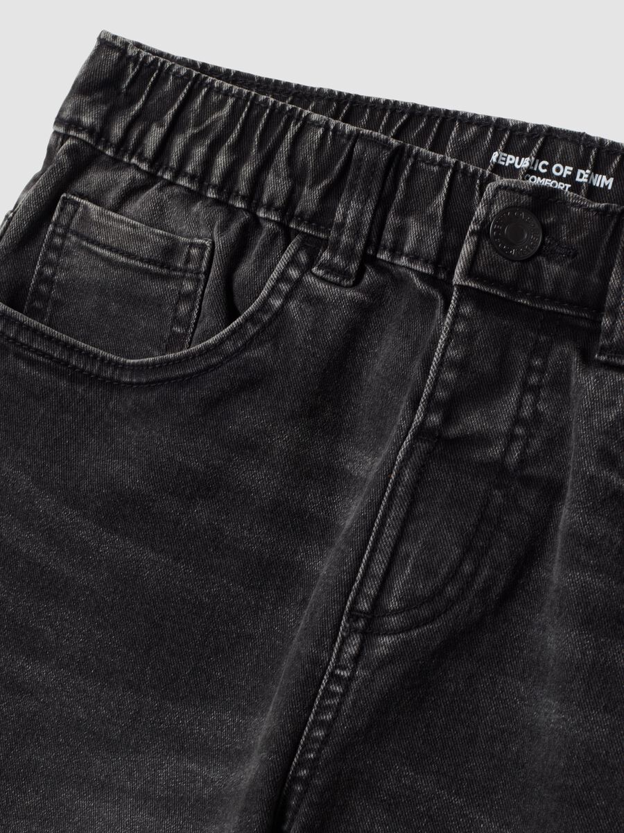 Black stretch cotton jeans with elasticated waist for boys_4