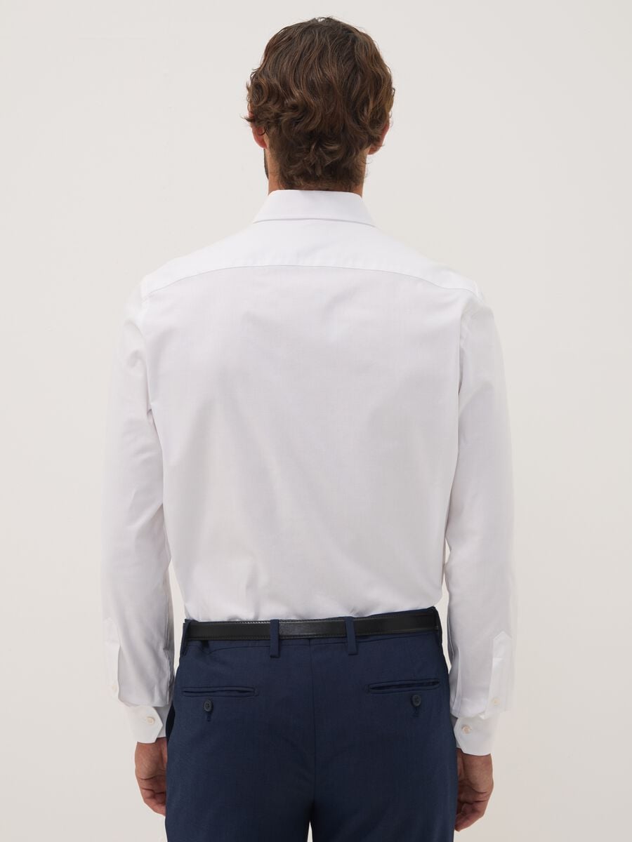 White slim-fit Oxford shirt in pure cotton_3