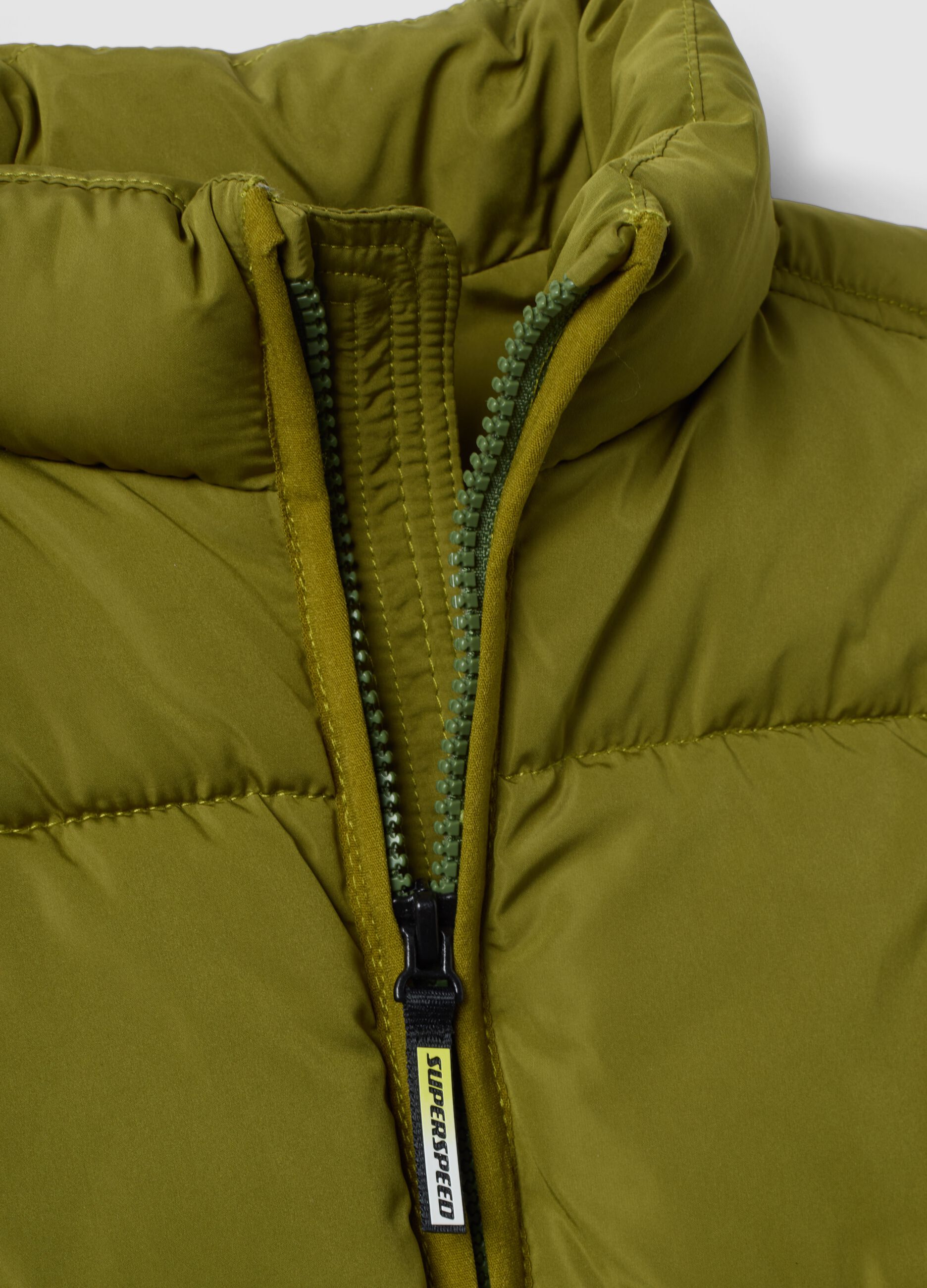 Green padded gilet with zip and high collar, regular fit for boys