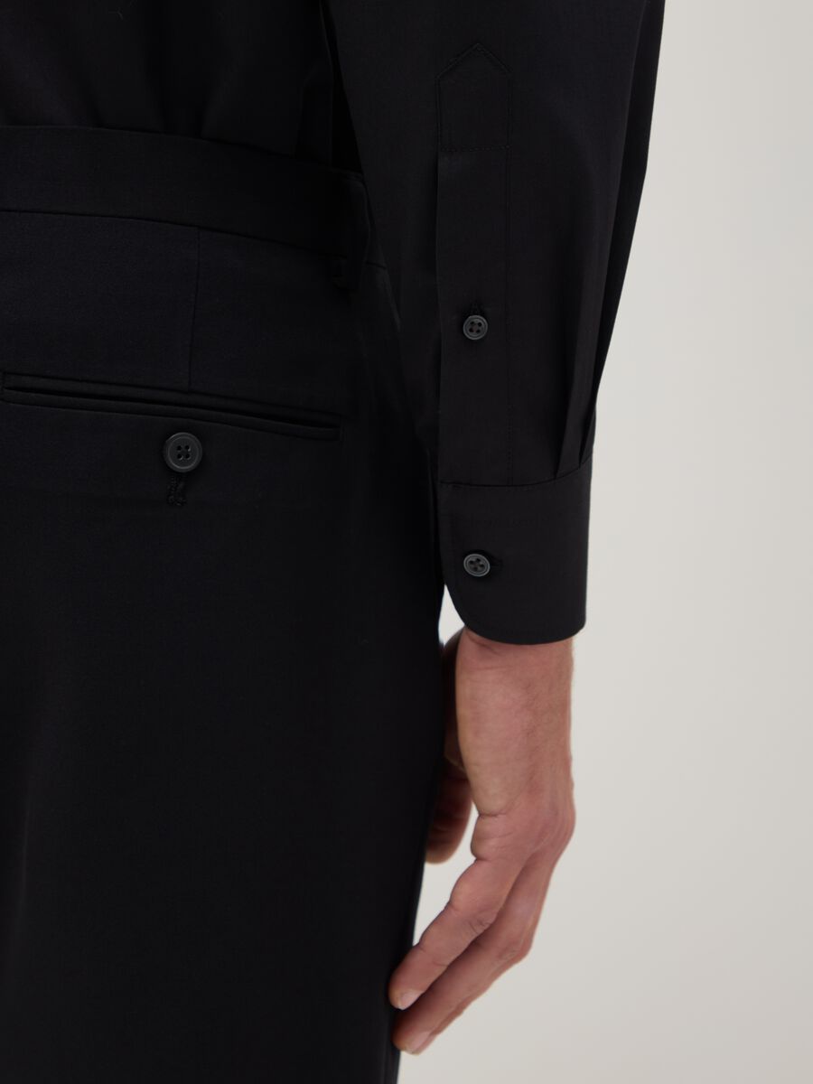 Black long sleeve regular fit easy iron shirt_3