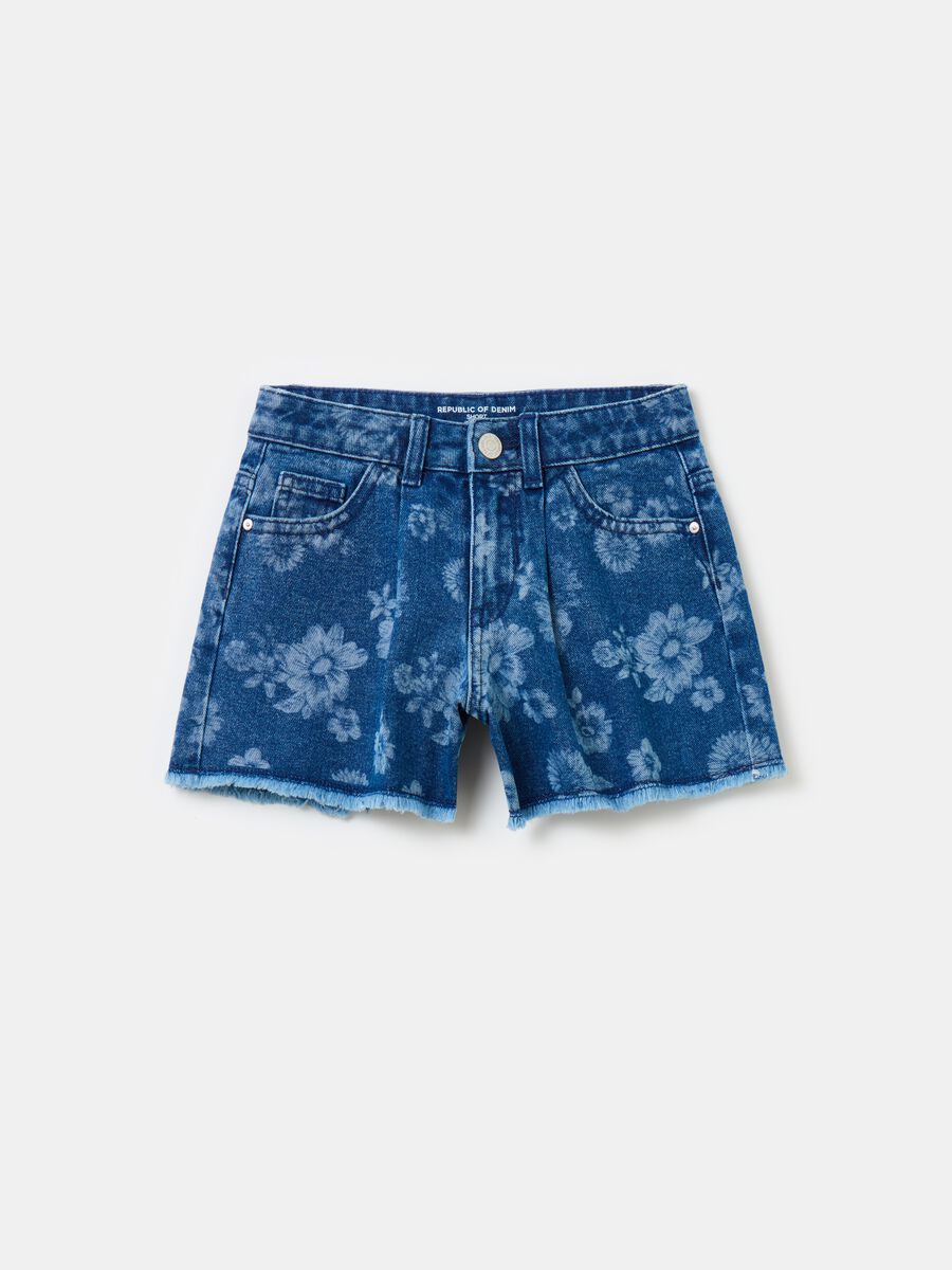 Denim shorts with floral print_0