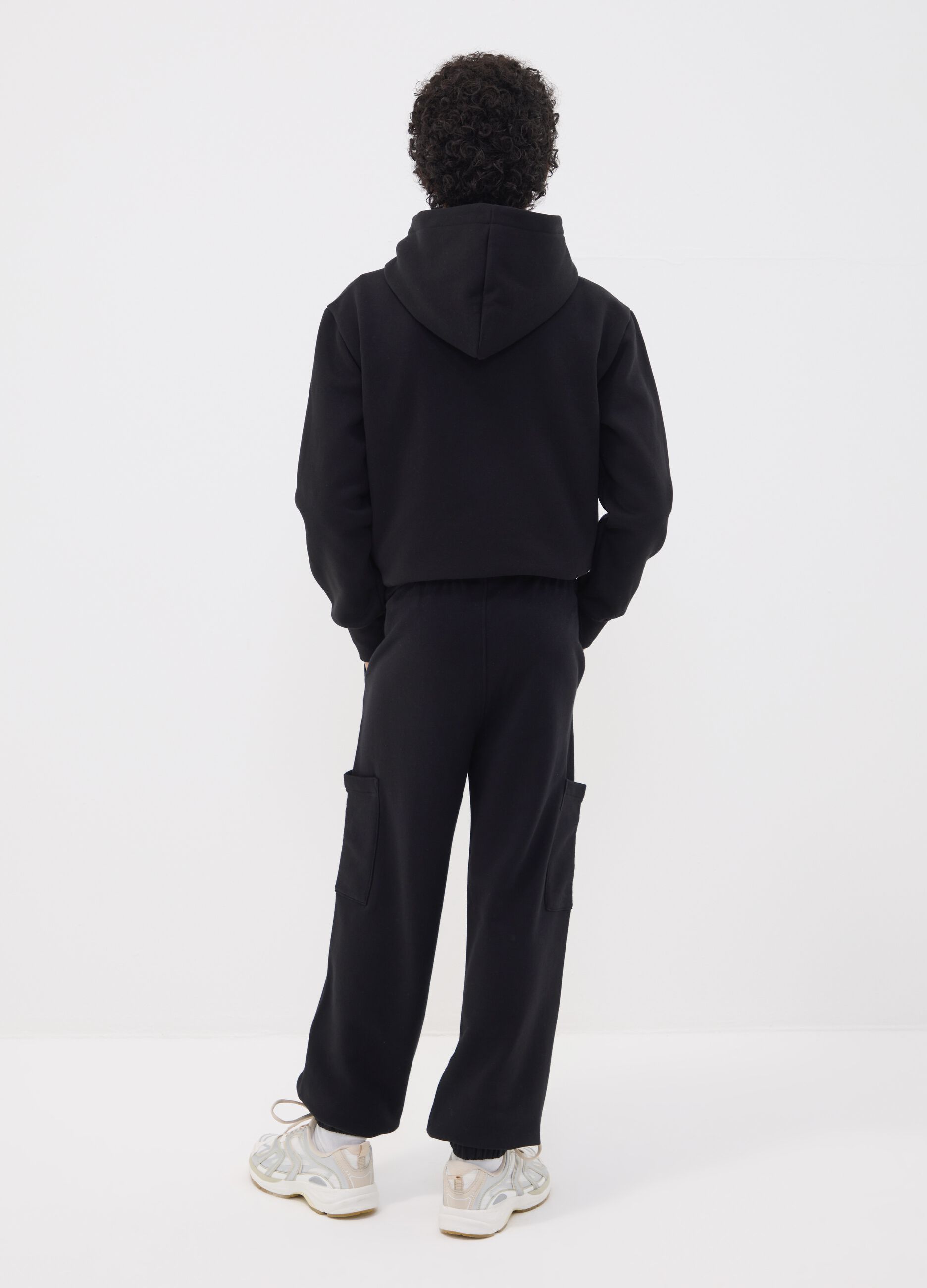 &Mu;&alpha;ύ&rho;&omicron; relaxed cargo jogger &pi;&alpha;&nu;&tau;&epsilon;&lambda;ό&nu;&iota; &alpha;&pi;ό 100% &beta;&alpha;&mu;&beta;ά&kappa;&iota; &gamma;&iota;&alpha; &alpha;&gamma;ό&rho;&iota;