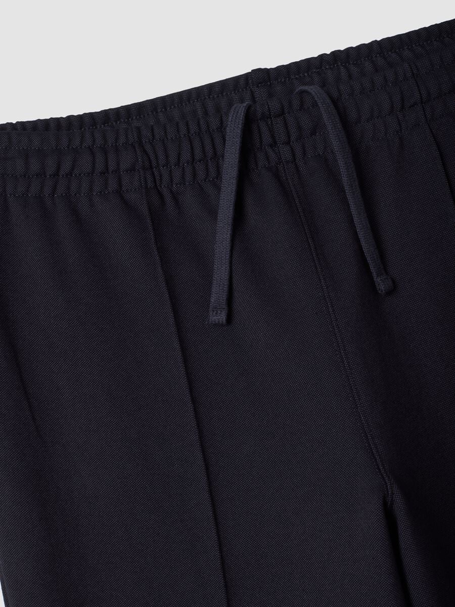 &Alpha;&nu;&delta;&rho;&iota;&kappa;ό jogger &pi;&alpha;&nu;&tau;&epsilon;&lambda;ό&nu;&iota; &sigma;&epsilon; &sigma;&kappa;&omicron;ύ&rho;&omicron; &mu;&pi;&lambda;&epsilon; (midnight) relaxed &epsilon;&phi;&alpha;&rho;&mu;&omicron;&gamma;ή &alpha;&pi;ό &epsilon;&lambda;&alpha;&sigma;&tau;&iota;&kappa;ό ύ&phi;&alpha;&sigma;&mu;&alpha;_2