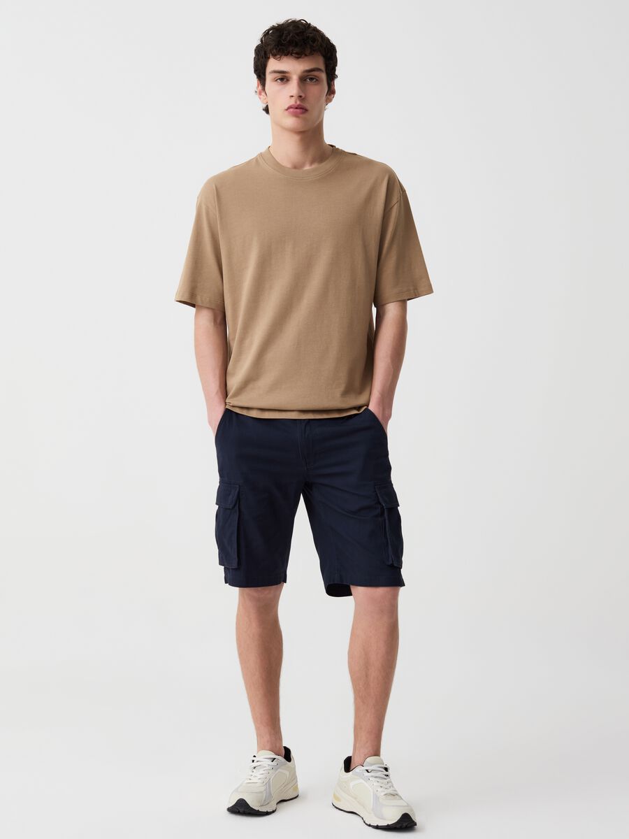 Cotton cargo Bermuda shorts_0