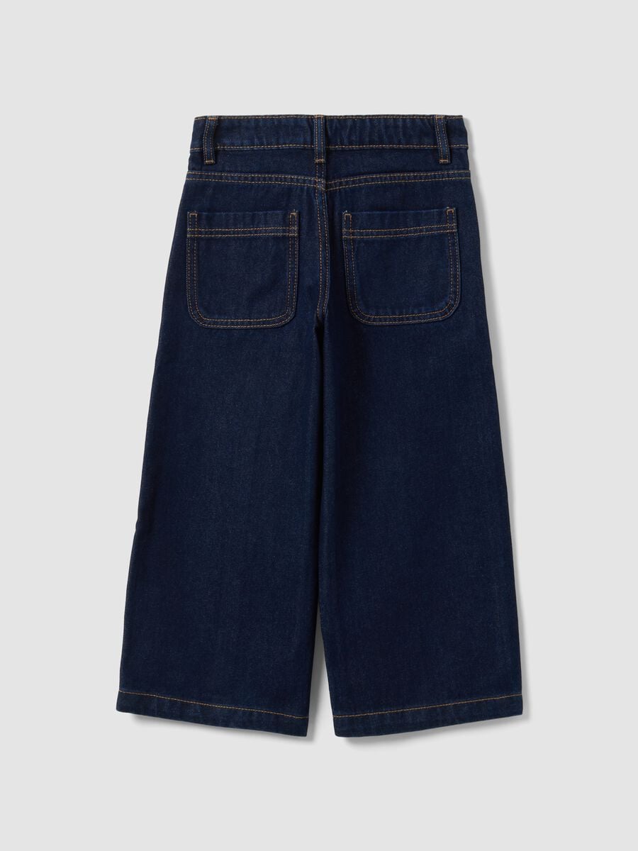Jeans blu in puro cotone straight fit con ricami fiori per bambina_1