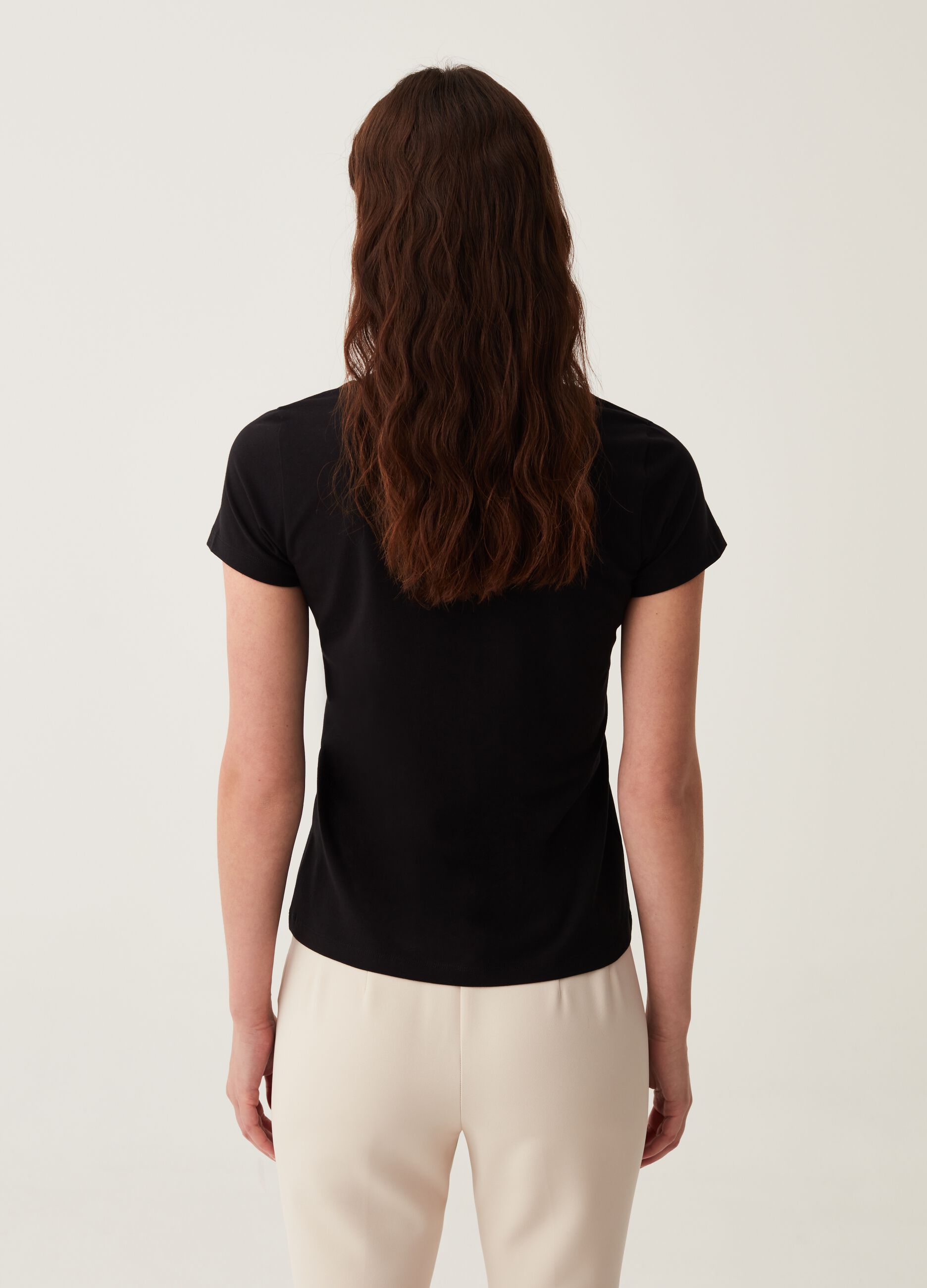 Stretch cotton T-shirt with V neck_2