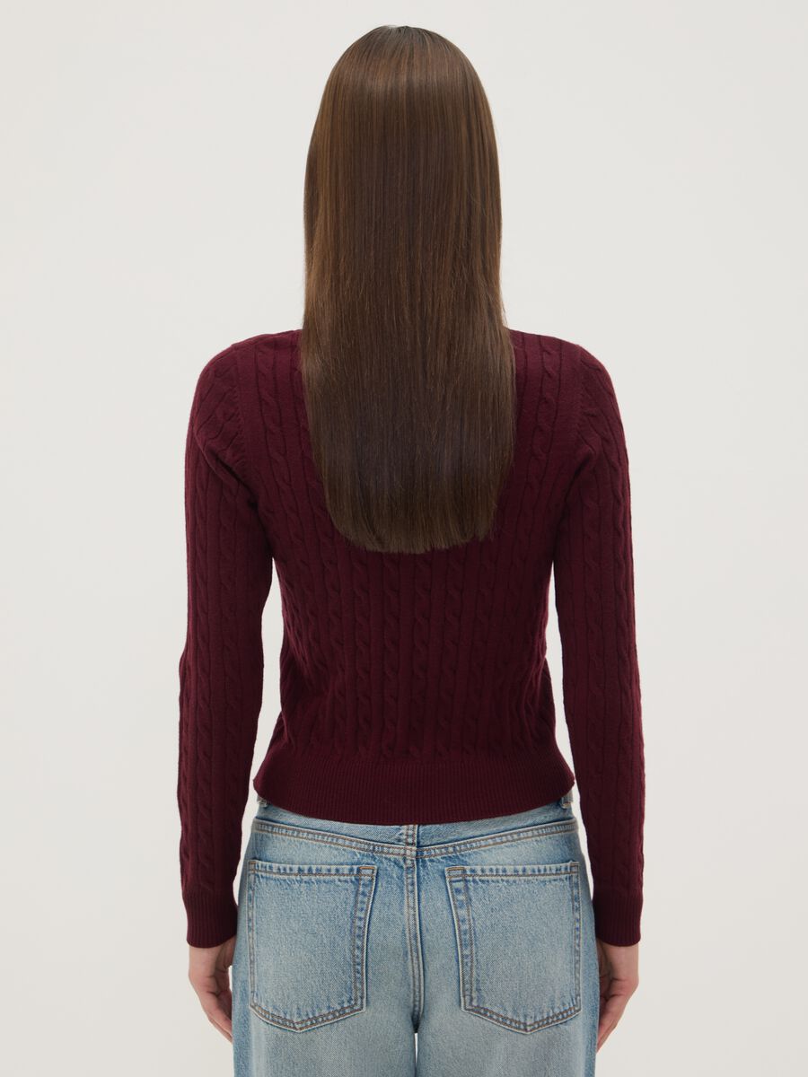 Red cable-knit crew neck jumper, regular fit_3