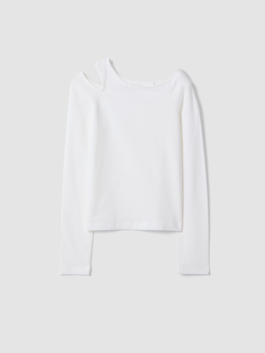 White cotton blend slim fit boat neck top for girls_3