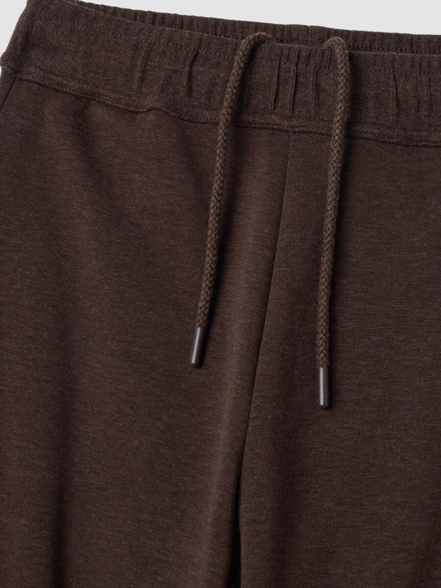 Cal&ccedil;as jogger castanhas em mistura de algod&atilde;o com cord&atilde;o, regular fit_1