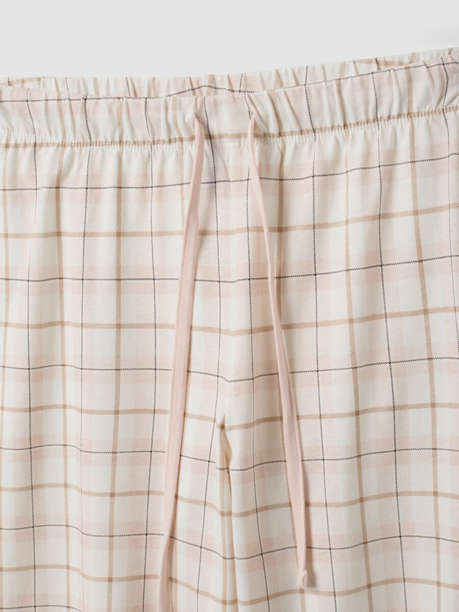 White organic cotton pyjamas with &ldquo;Nap Queen&rdquo; print_1