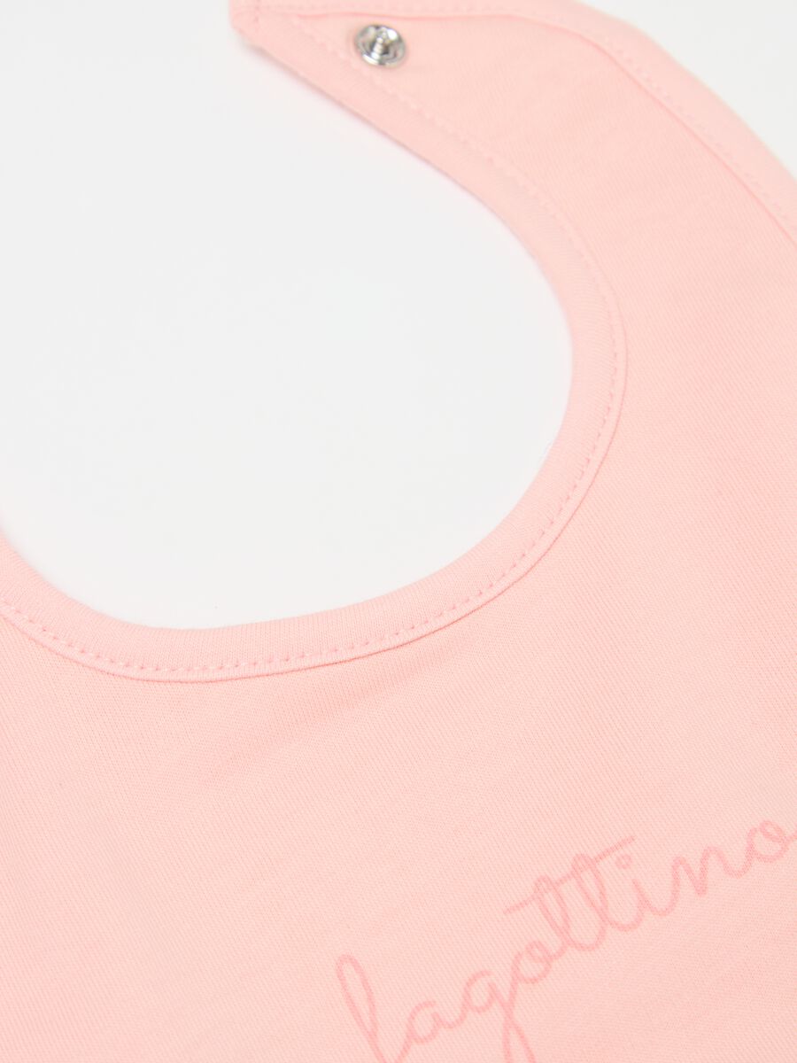 Two-pack cotton bibs with print_1