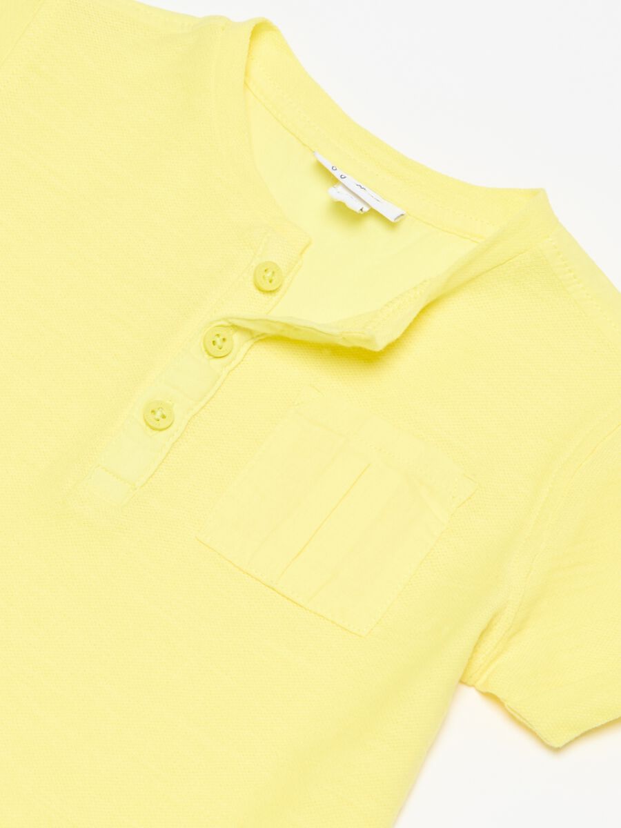 Textured cotton T-shirt with pocket_2