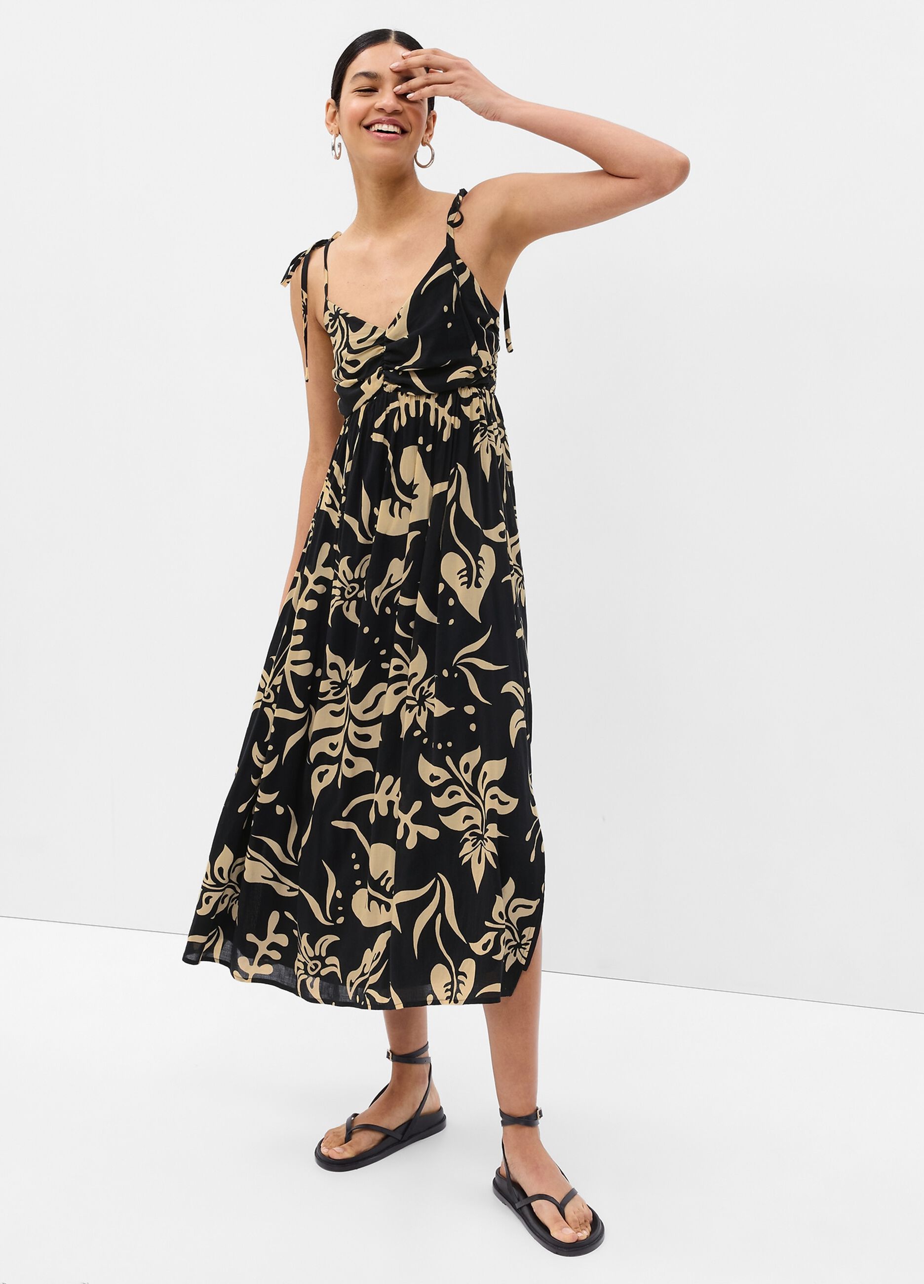 Empire-style midi dress with floral print