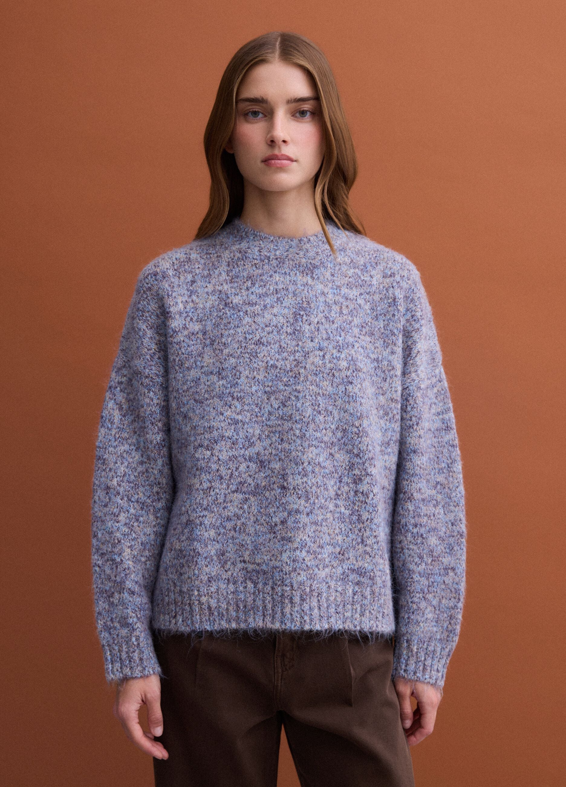 Blau melierter Rundhals-Pullover aus Stretchwolle