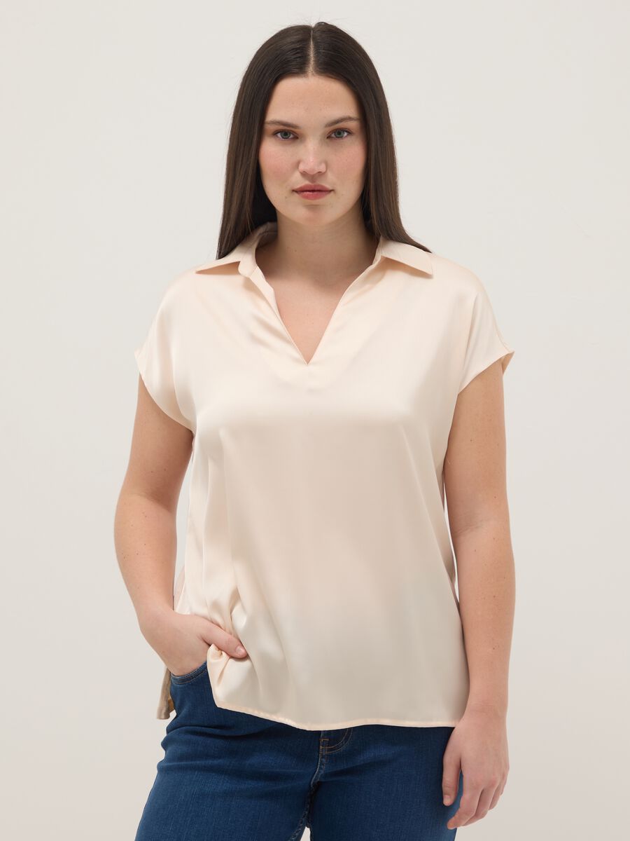 Beige short-sleeve polo collar regular fit t-shirt_0