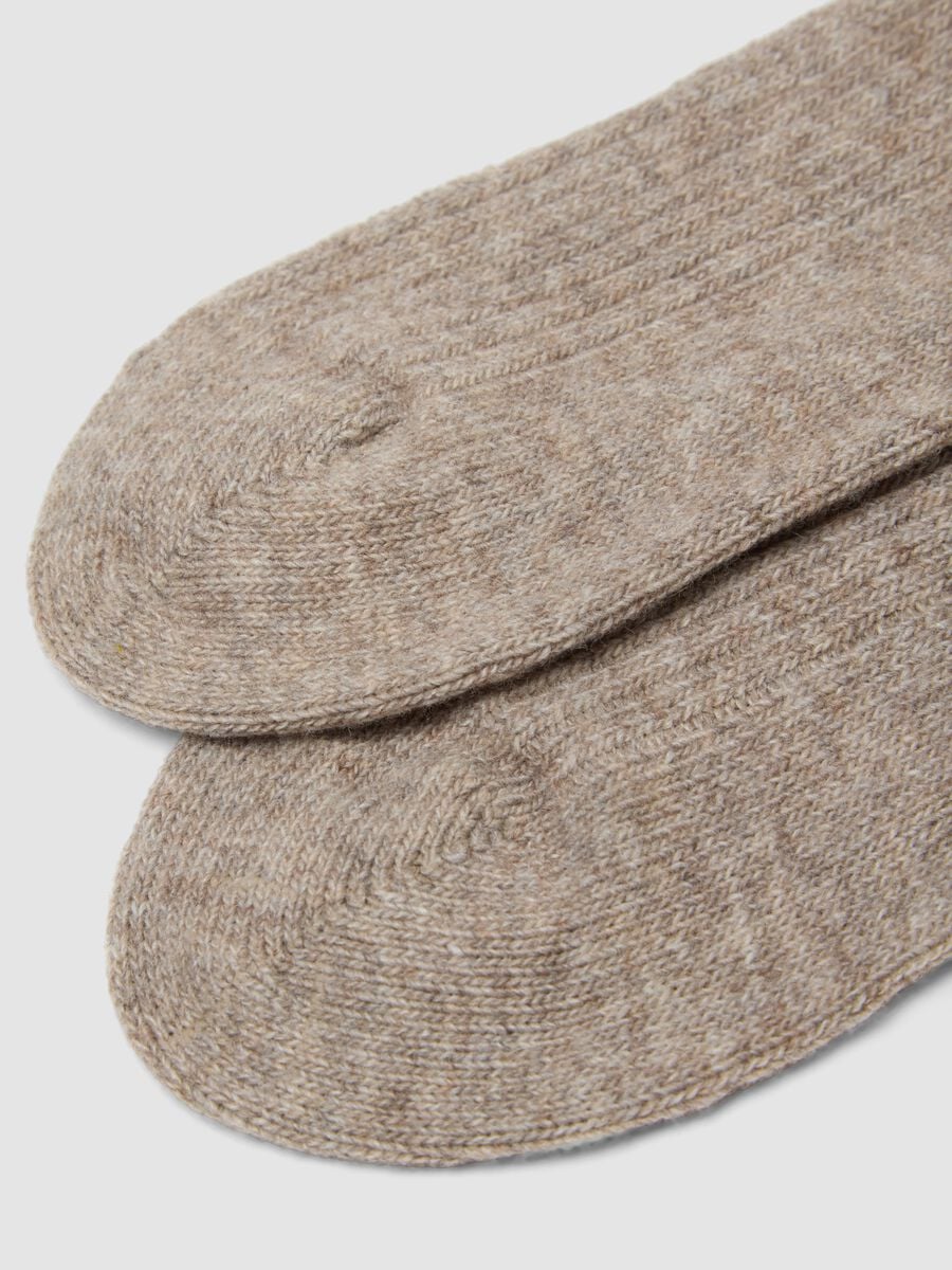Beige ribbed socks in wool, viscose and stretch cashmere_2