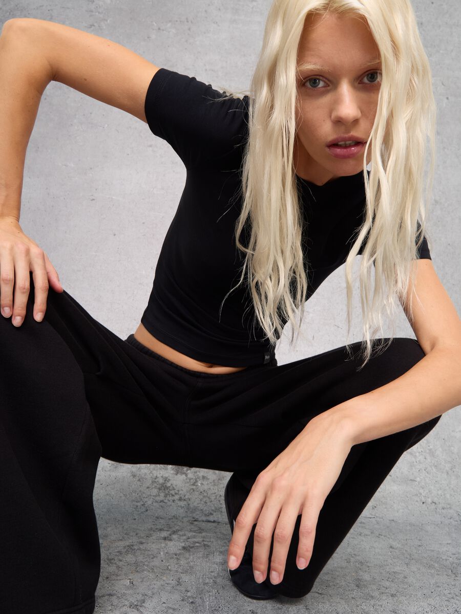 Perfect Black T-shirt_0