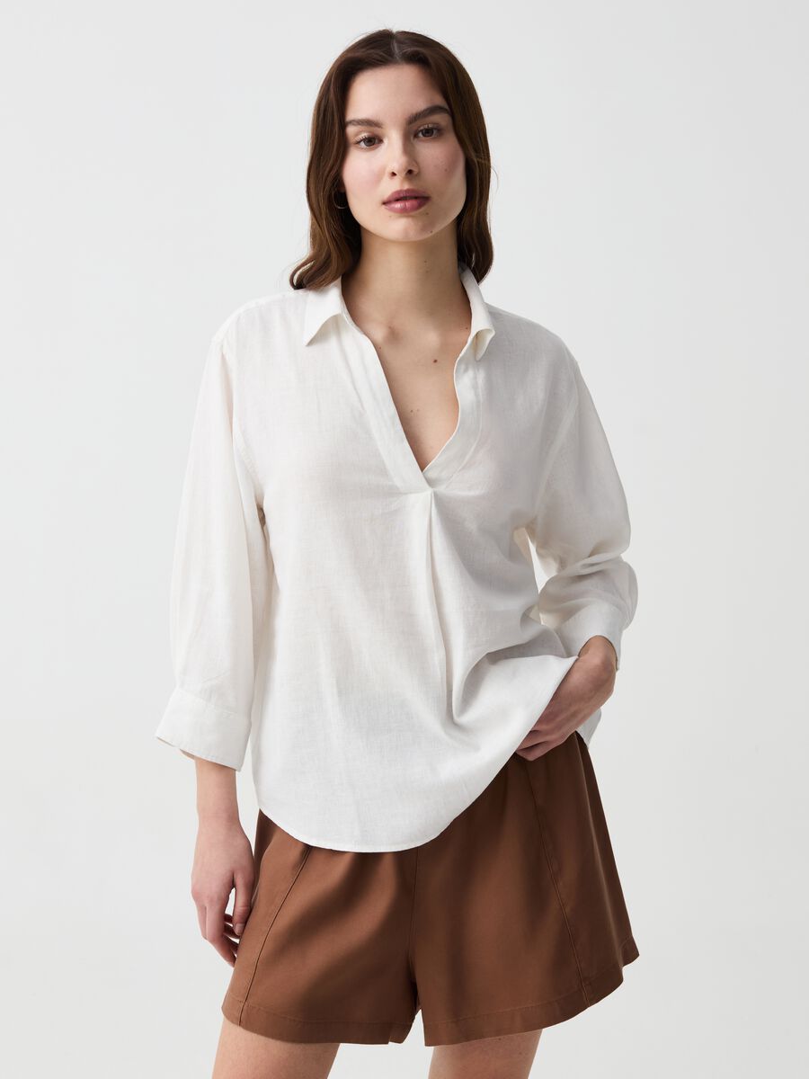 Viscose and linen blouse with polo neck_0