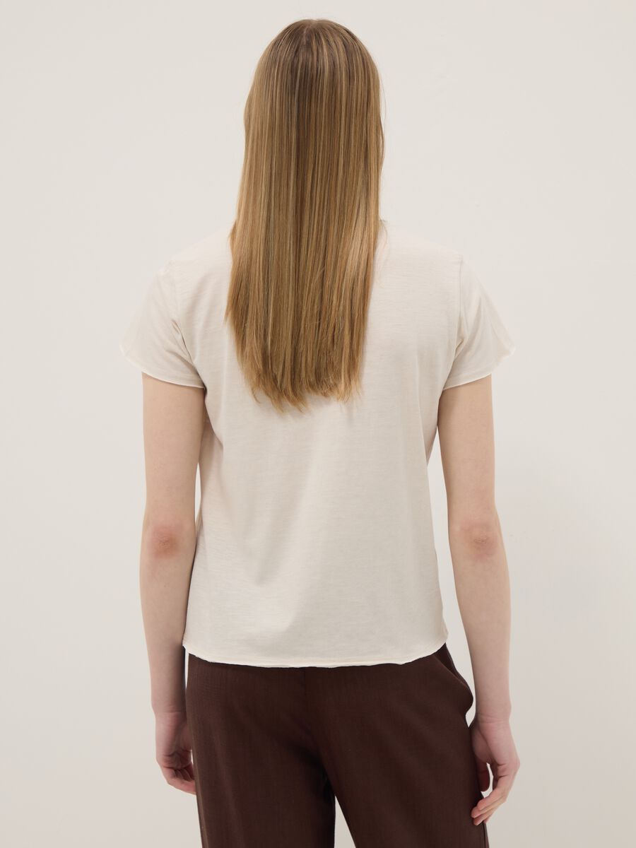 Beiges Kurzarm-T-Shirt aus reiner Baumwolle, Regular Fit_3
