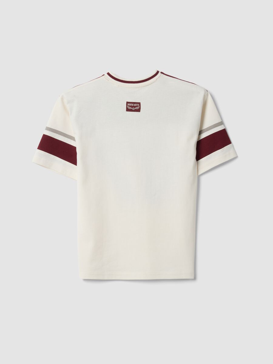 Wei&szlig;es T-Shirt aus reiner Baumwolle mit Kontrasteins&auml;tzen_4