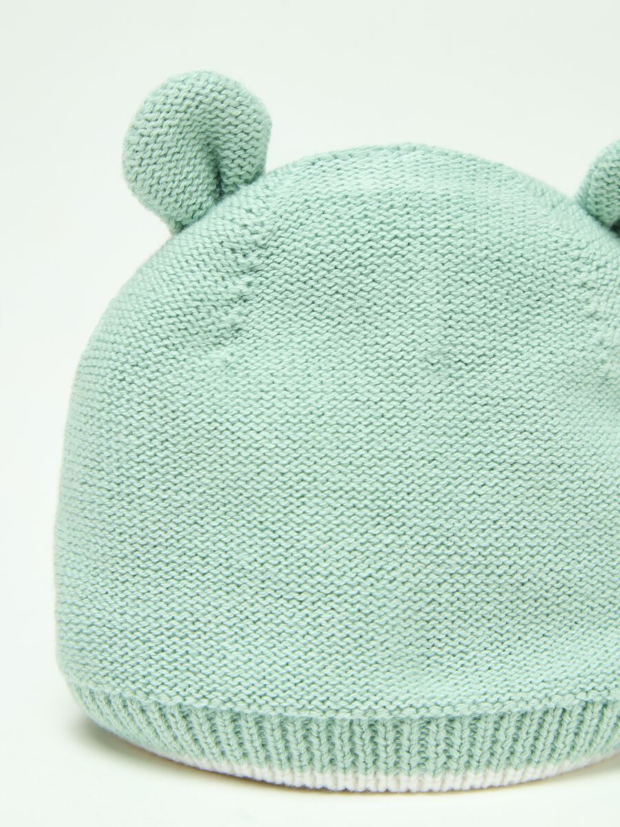 Knitted hat with ears_2
