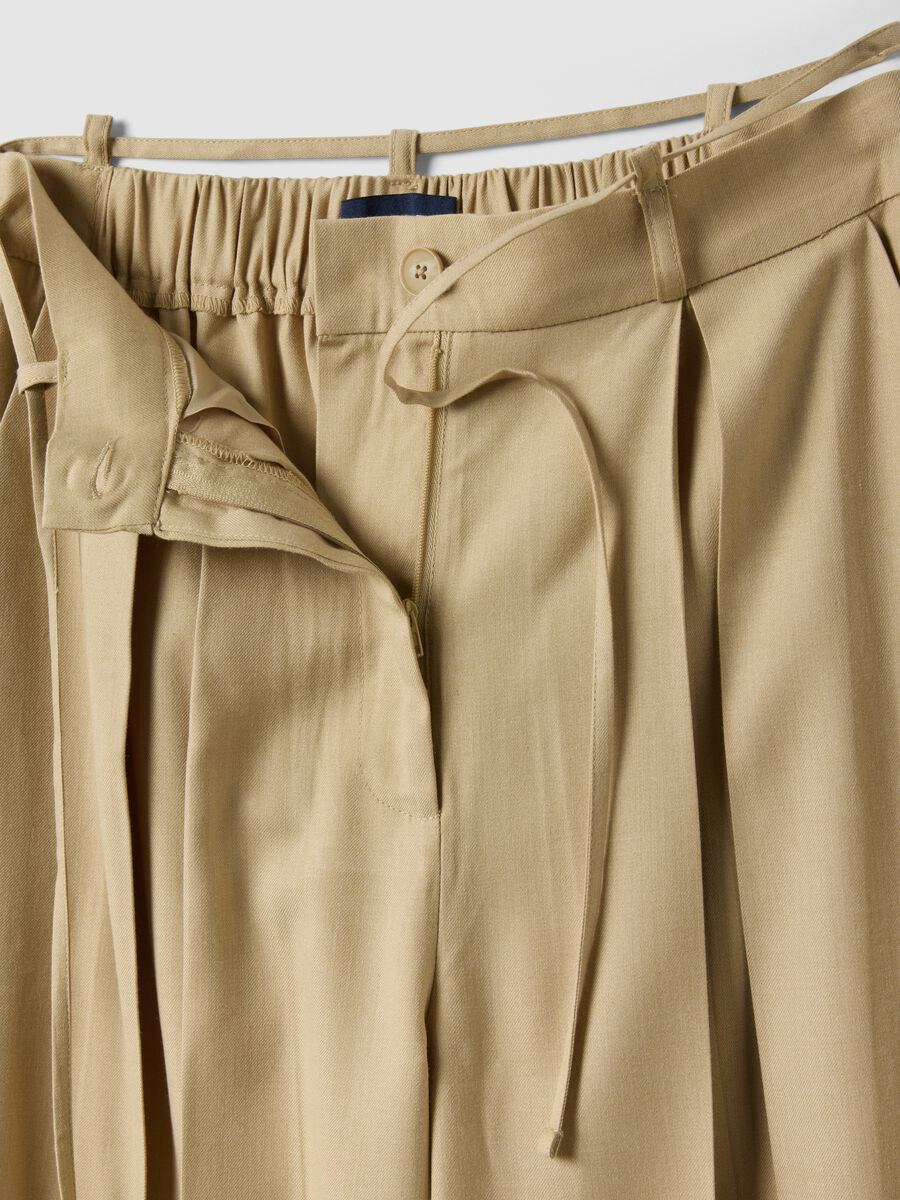 Pantaloni flare in misto viscosa beige_1