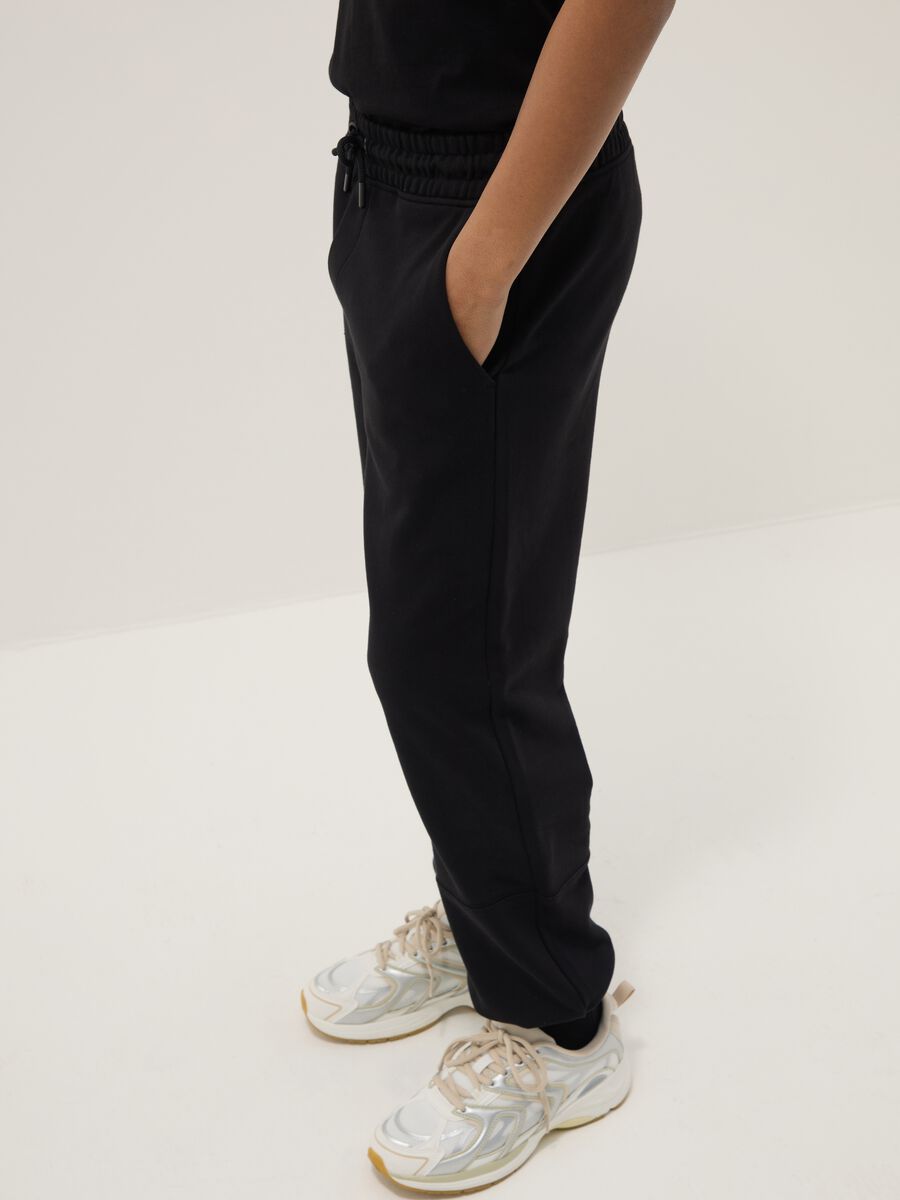 Black boy's jogger trousers in pure organic cotton regular fit_2