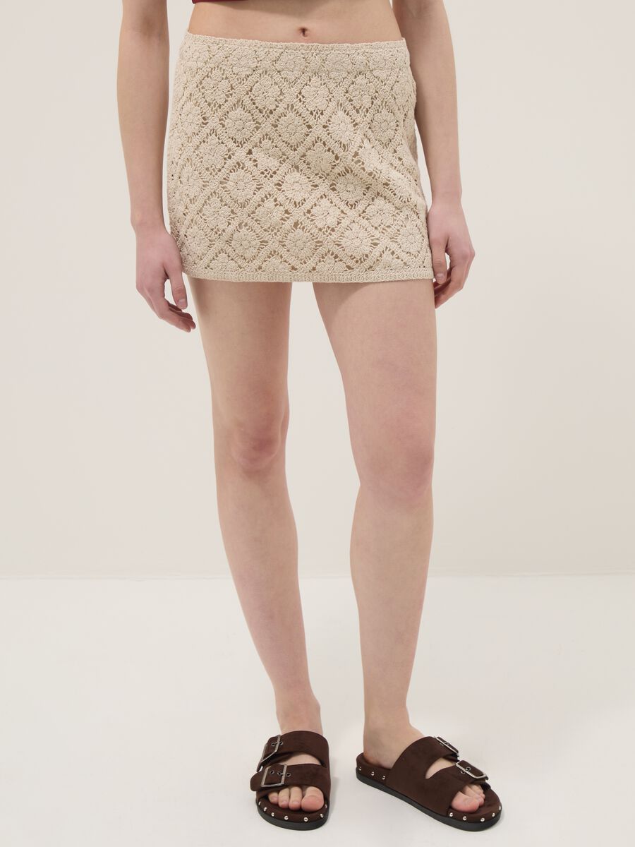 Beige cotton-blend mini skirt with floral lace_1