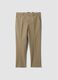 Cal&ccedil;as chino bege em sarja de algod&atilde;o el&aacute;stico, corte regular tapered_0