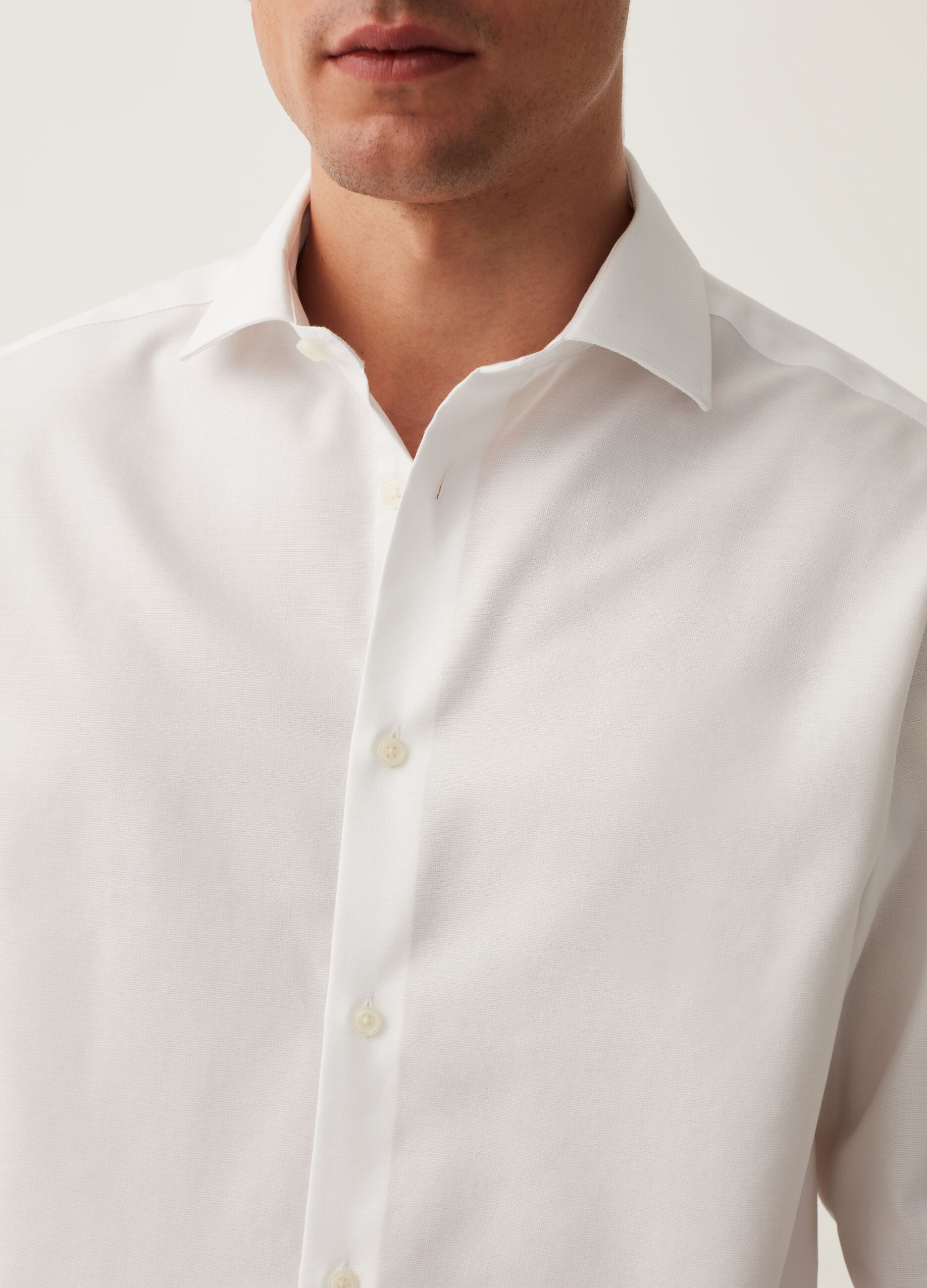Regular-fit no-iron shirt with in Oxford cotton_3