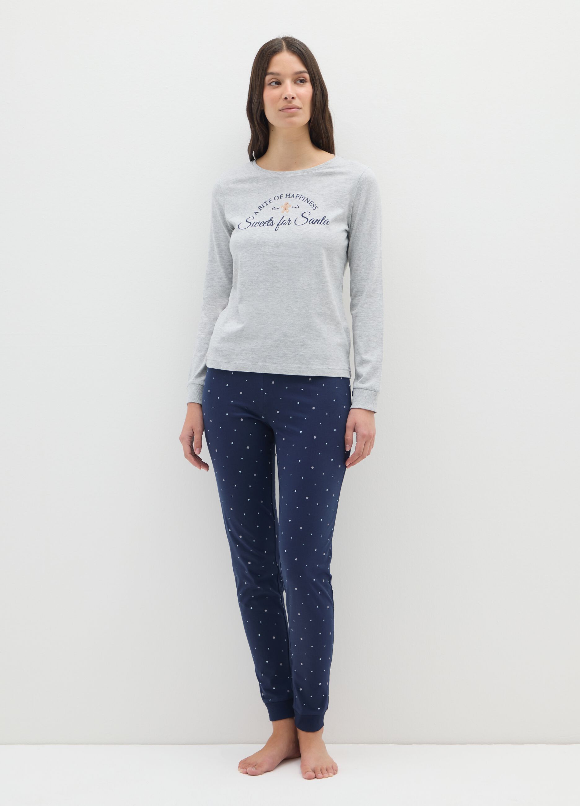 Multicolour regular fit cotton blend pyjamas with polka dots