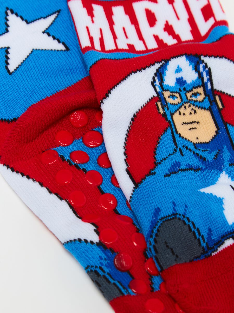 Slipper socks with Captain America design_2