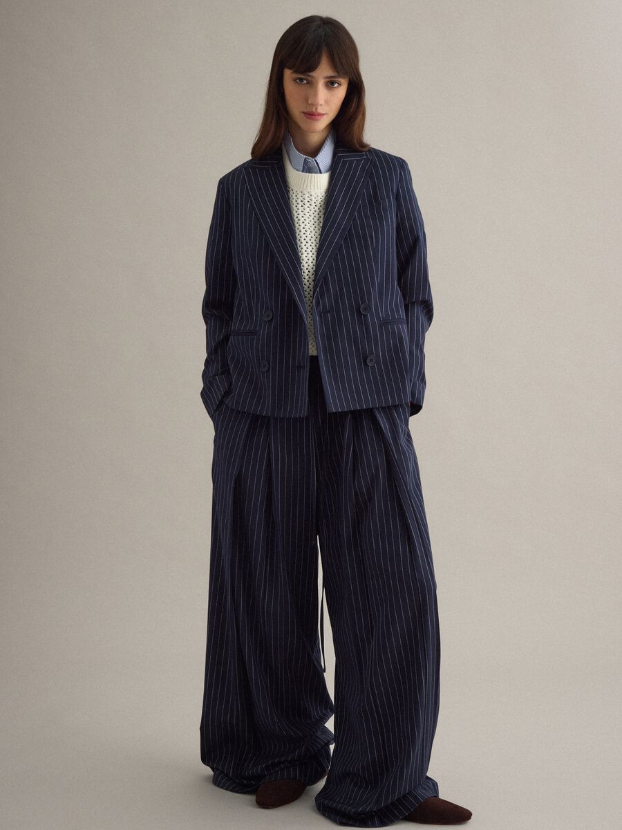 &Pi;&alpha;&nu;&tau;&epsilon;&lambda;ό&nu;&iota; &kappa;&alpha;&mu;&pi;ά&nu;&alpha; &mu;&epsilon; &pi;&omicron;&lambda;ύ&chi;&rho;&omega;&mu;&epsilon;&sigmaf; &rho;ί&gamma;&epsilon;&sigmaf; &sigma;&epsilon; &mu;ί&gamma;&mu;&alpha; &beta;&iota;&sigma;&kappa;ό&zeta;&eta;&sigmaf;_1