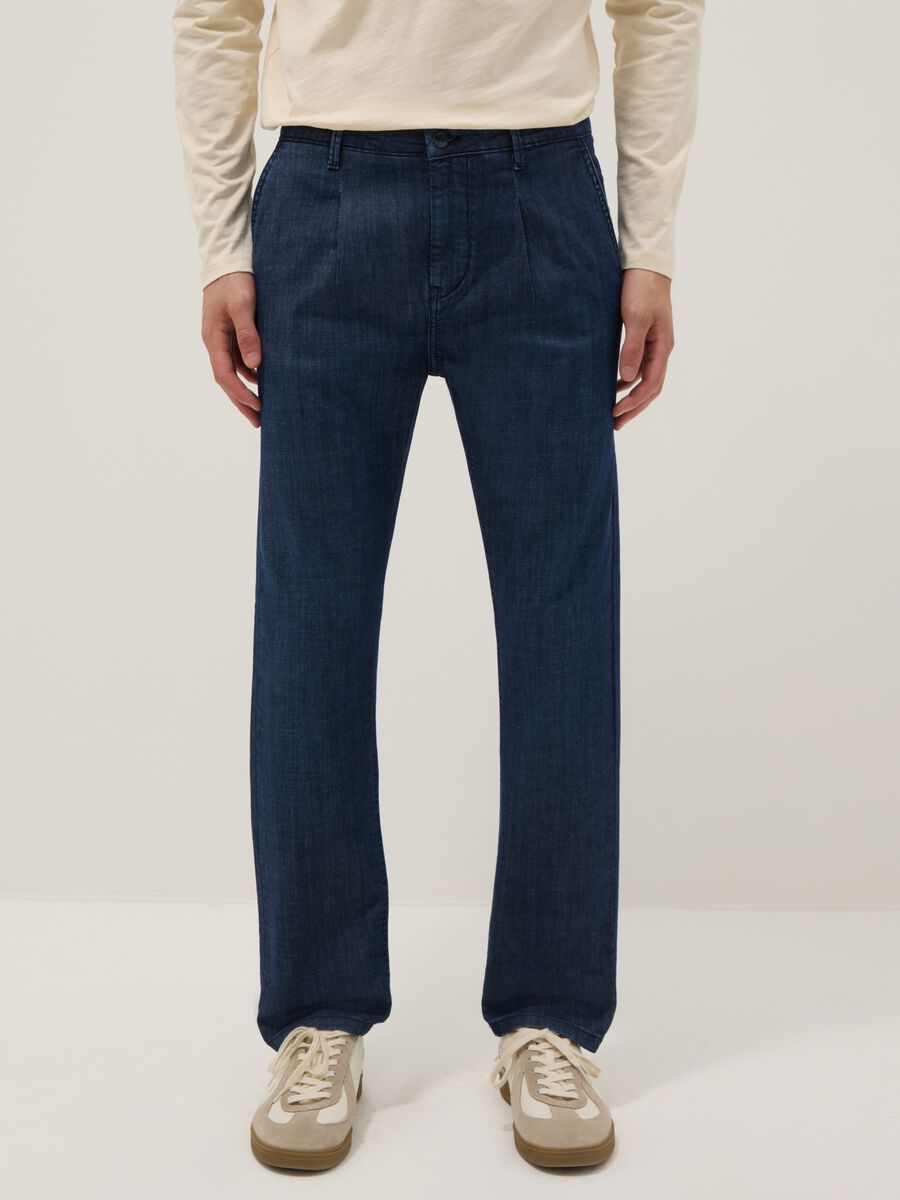 Blaue Denim-Chinohose aus Stretch-Baumwolle, Comfort Fit_1