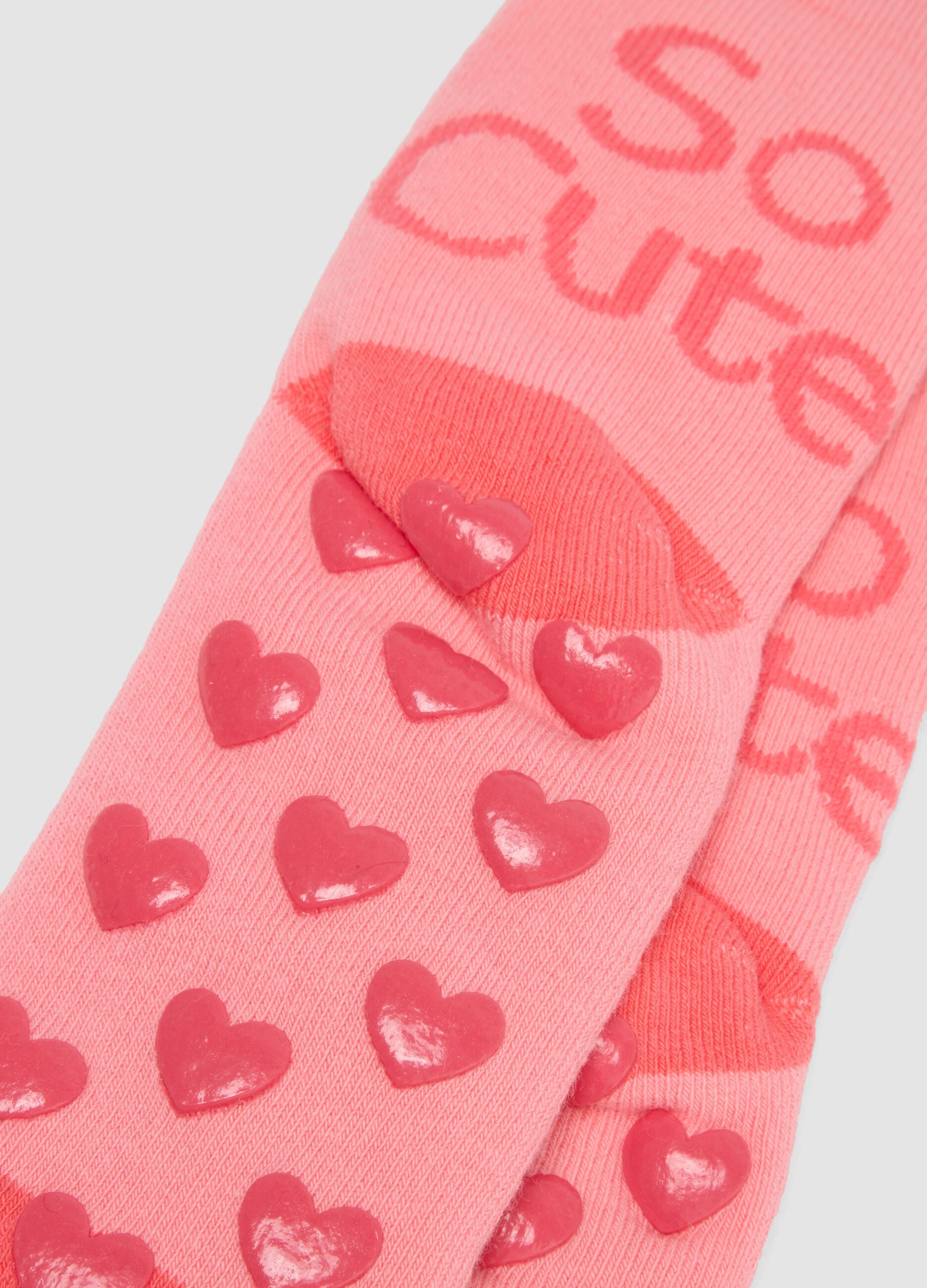2-pack pink non-slip socks in stretchy organic cotton