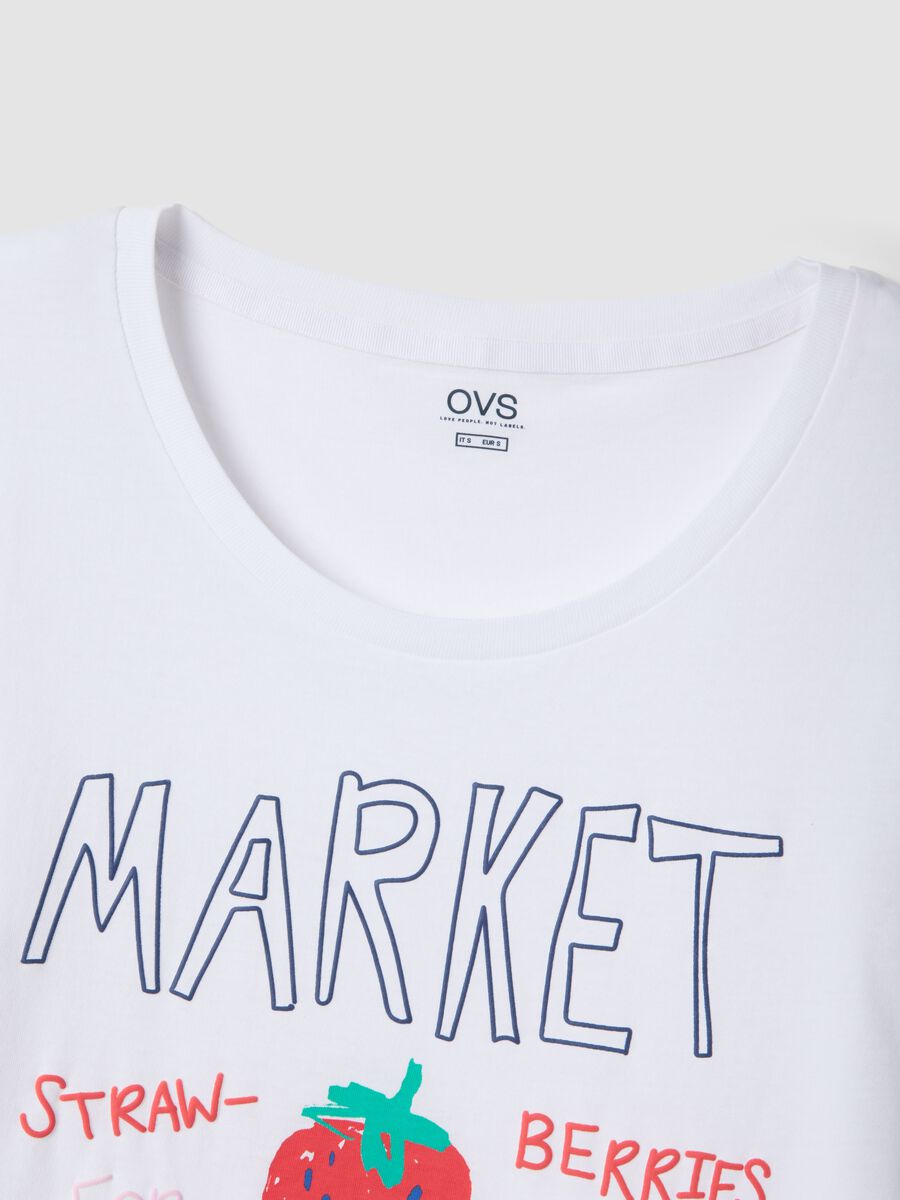 White pure cotton pajama shirt regular fit with strawberries_5