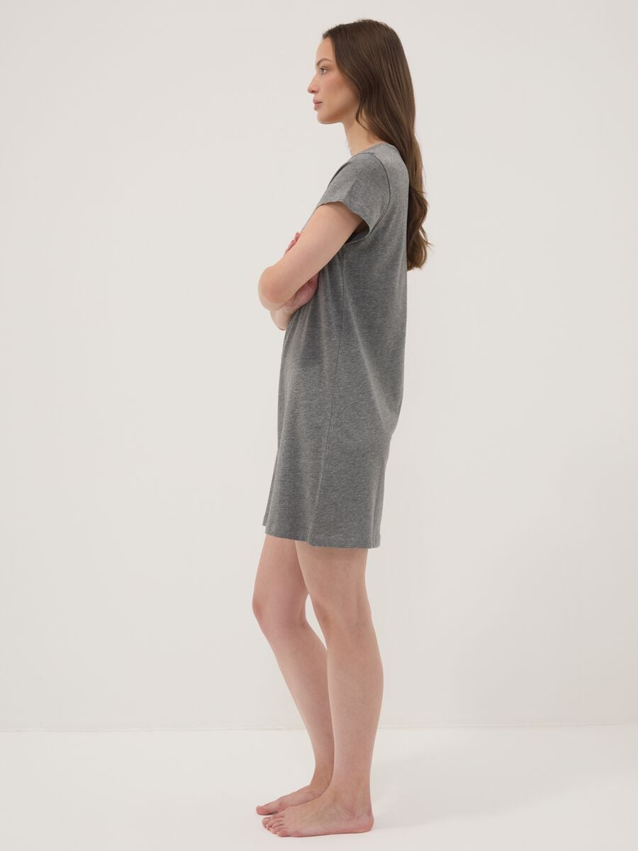 Grey nightdress in organic cotton and viscose blend_2