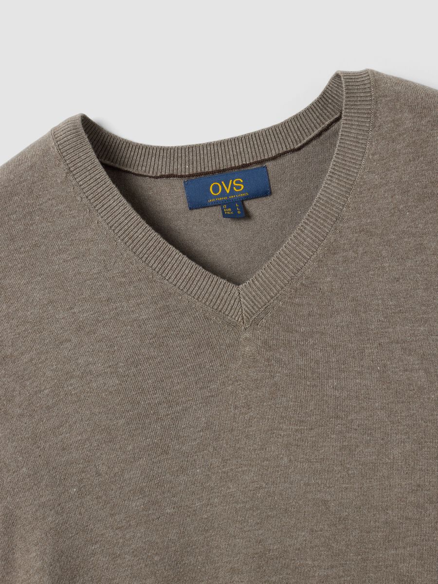 Grauer Pullover aus Viskosemix mit V-Ausschnitt, Regular Fit_1