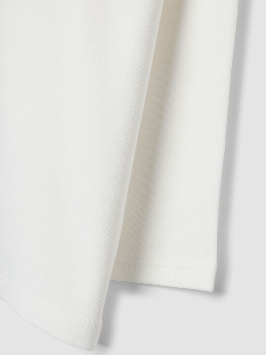 White pure cotton top with high neck and ruffles_3